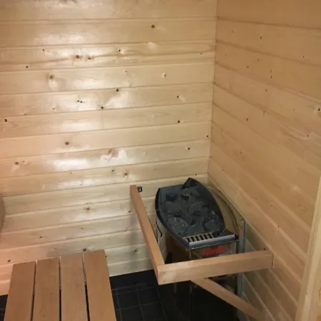 Baestlandia With Sauna, Free Parking And Wi-fi